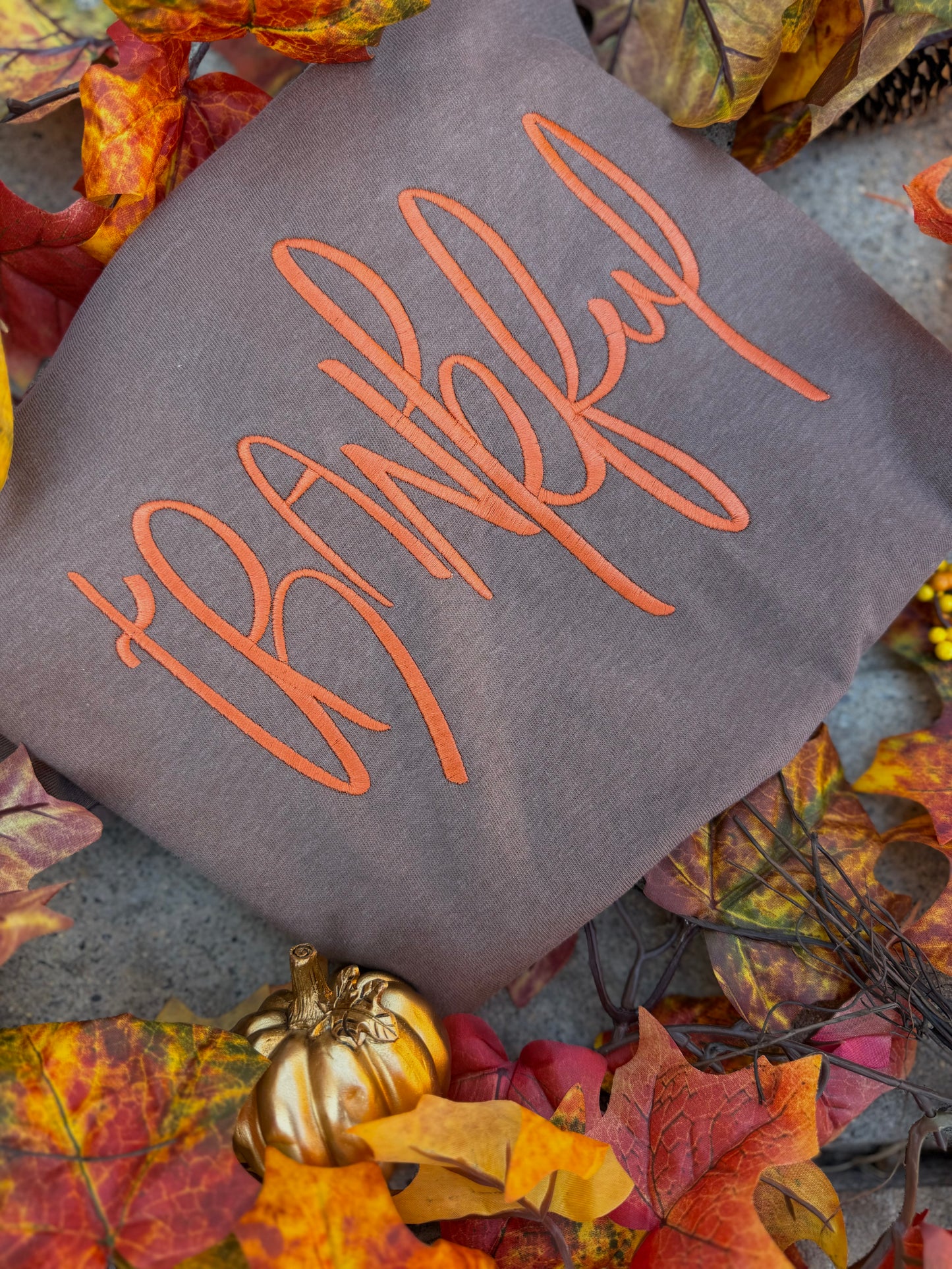 THANKFUL EMBROIDERY TEE