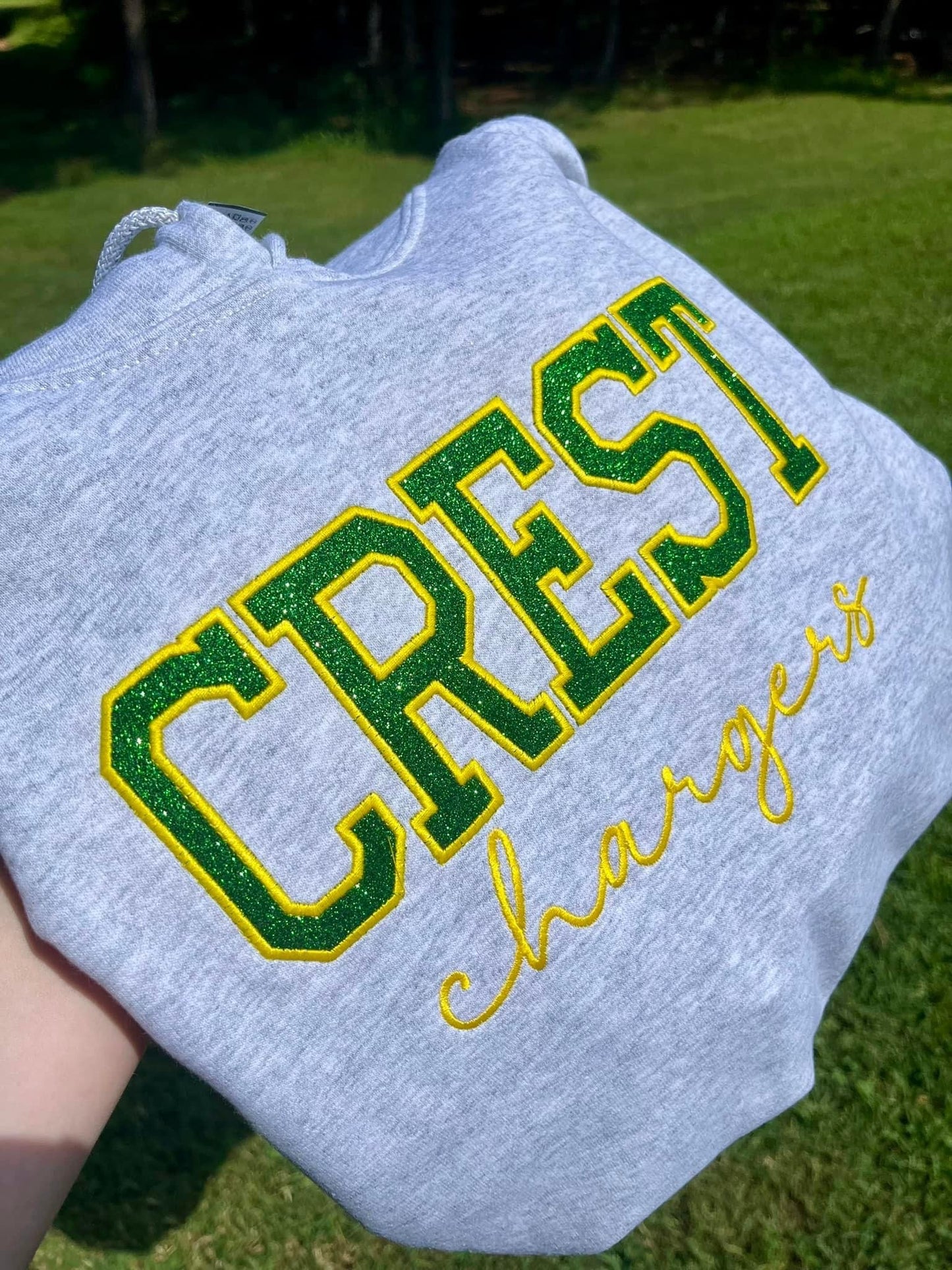 Crest Chargers| Glitter Embroidery