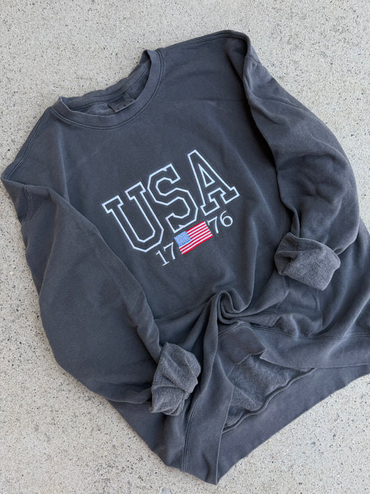 USA embroidered sweatshirt